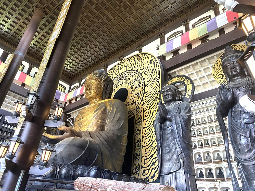 勝山にある「越前大仏」