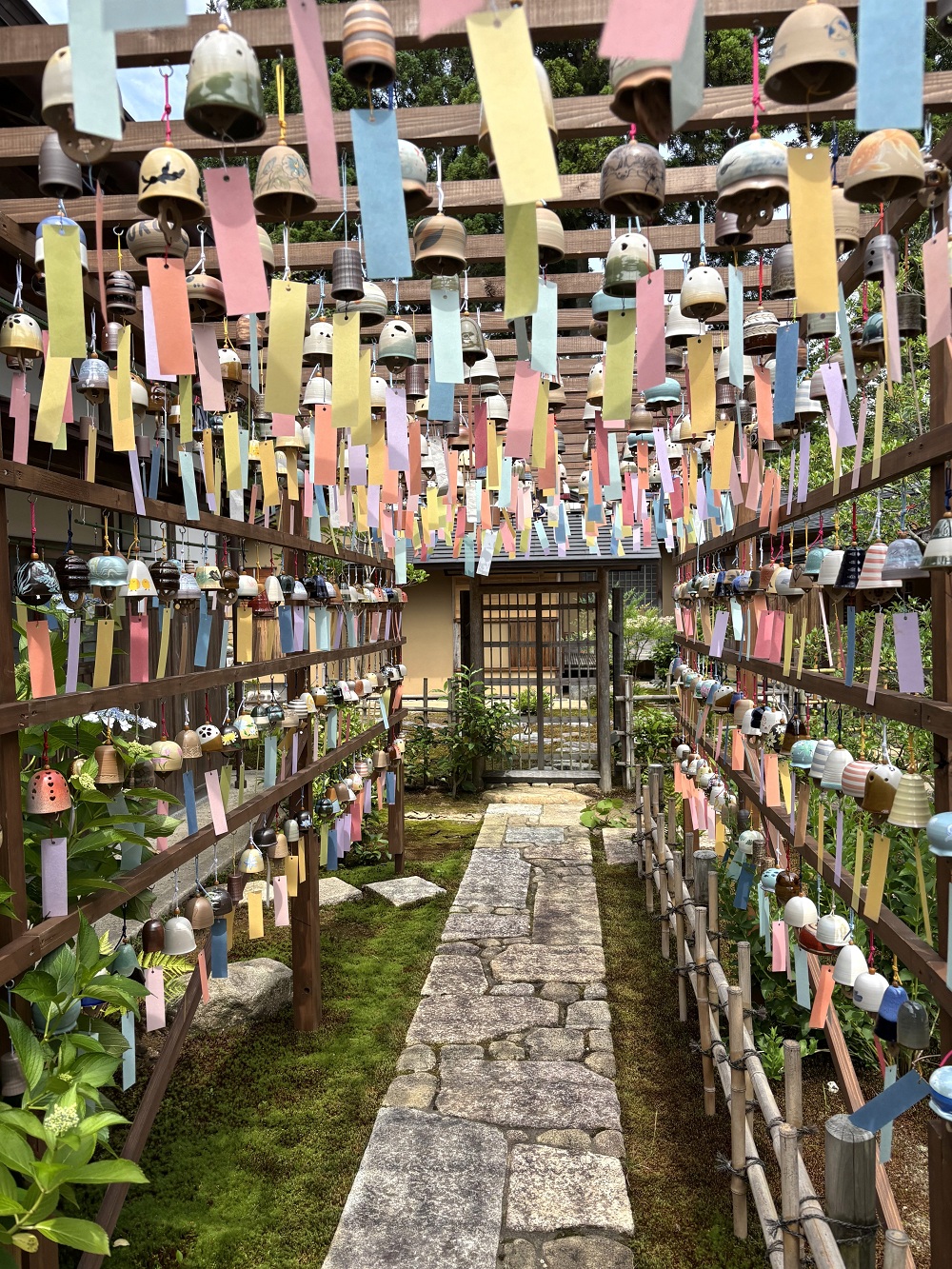 越前陶芸村の陶ふうりん